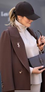 گل سینه ysl - Image 3